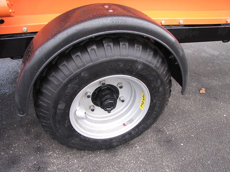 Pronar Salz- Sandstreuer T 130, ca 2 m², NEU