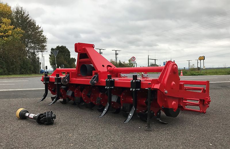 Minos Agri Bodenfräse T-ATRT 2500 mit Rohrstabwalze 250cm Arbeitsbreite