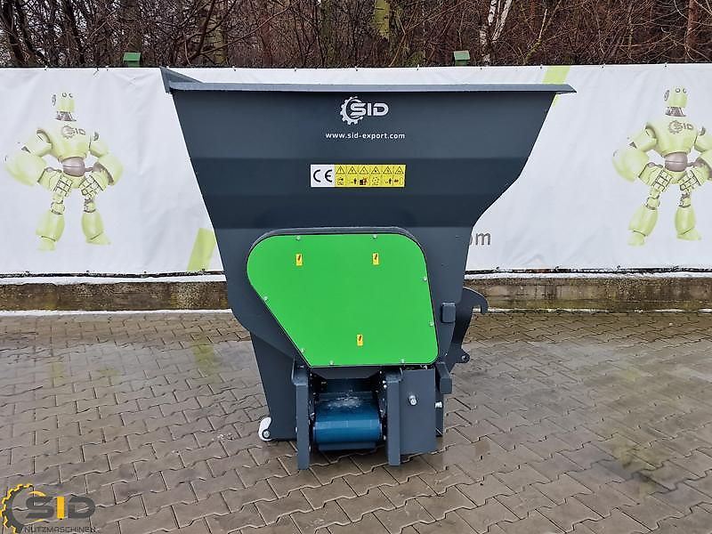 SID Einstreugerät / Futterverteiler für Stroh / Einfutterschaufel mit Band 0,8 m3