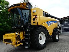 New Holland CX 8.80 mit SW Varifeed 8.53m u SWW