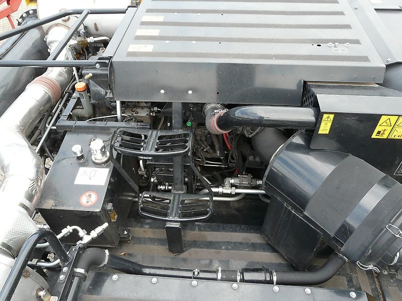 New Holland CX 8.80 mit SW Varifeed 8.53m u SWW
