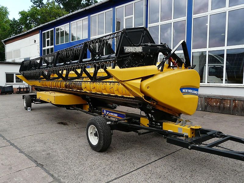 New Holland CX 8.80 mit SW Varifeed 8.53m u SWW