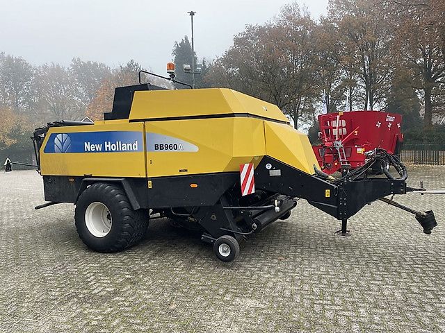 New Holland BB960-S