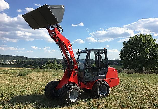Toyo 851 Kabine Radlader Hoflader 2,5t Hubkraft Yanmar 4 Zyl.
