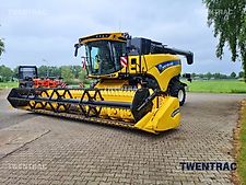 New Holland CX8.70 maaidorser / combine