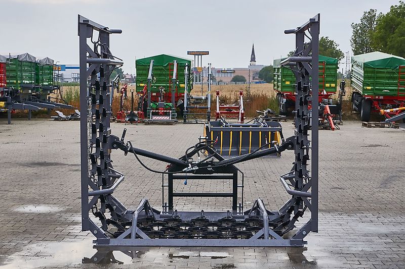 Top-Agro HaevyDuty AKTIONSPREIS Sehr ROBUSTE Wiesenegge 3m 4 Reihig Mech. Klappbar NEU