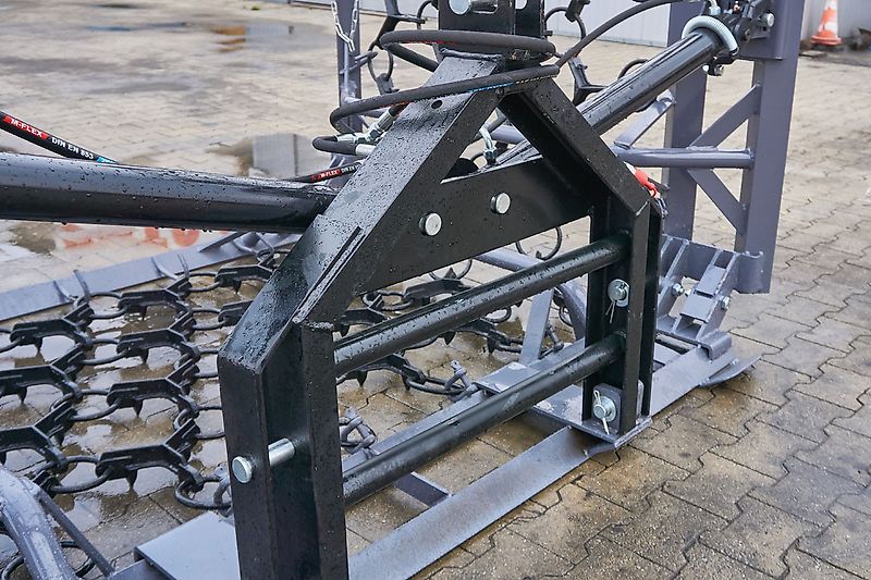 Top-Agro HaevyDuty AKTIONSPREIS Sehr ROBUSTE Wiesenegge 3m 4 Reihig Mech. Klappbar NEU