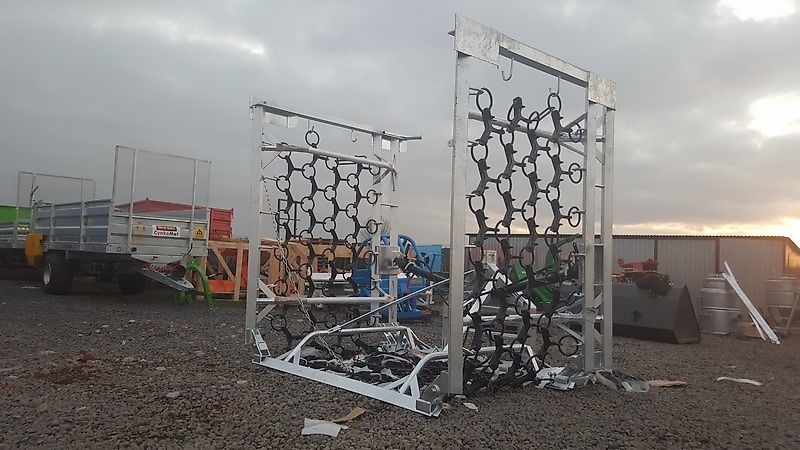 Top-Agro HaevyDuty AKTIONSPREIS Sehr ROBUSTE Wiesenegge 3m 4 Reihig Mech. Klappbar NEU