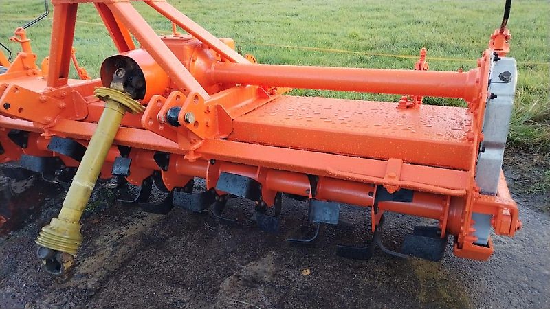 Howard Keine Maschio HR 40 Bodenfräse 265cm mit Pakerwalze 400mm Frässmesser 100% 60 Stück