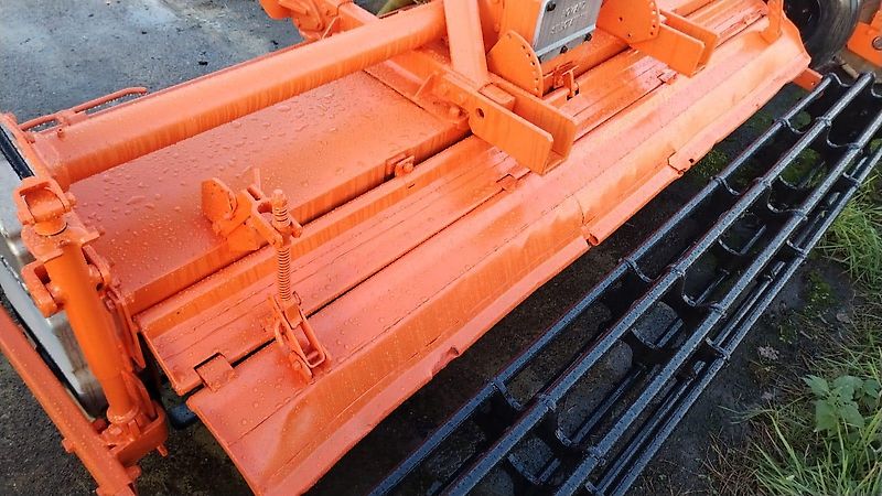 Howard Keine Maschio HR 40 Bodenfräse 265cm mit Pakerwalze 400mm Frässmesser 100% 60 Stück