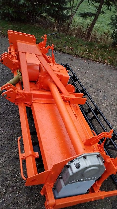 Howard Keine Maschio HR 40 Bodenfräse 265cm mit Pakerwalze 400mm Frässmesser 100% 60 Stück