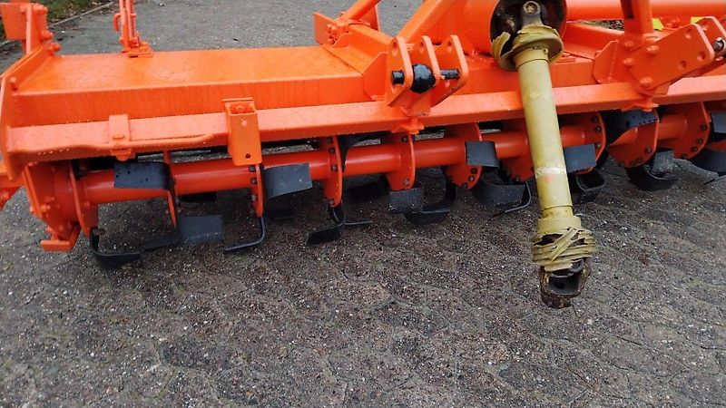 Howard Keine Maschio HR 40 Bodenfräse 265cm mit Pakerwalze 400mm Frässmesser 100% 60 Stück