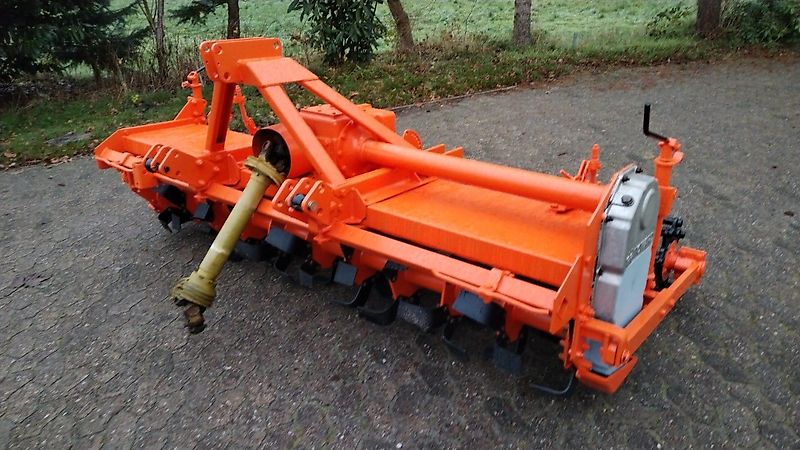 Howard Keine Maschio HR 40 Bodenfräse 265cm mit Pakerwalze 400mm Frässmesser 100% 60 Stück