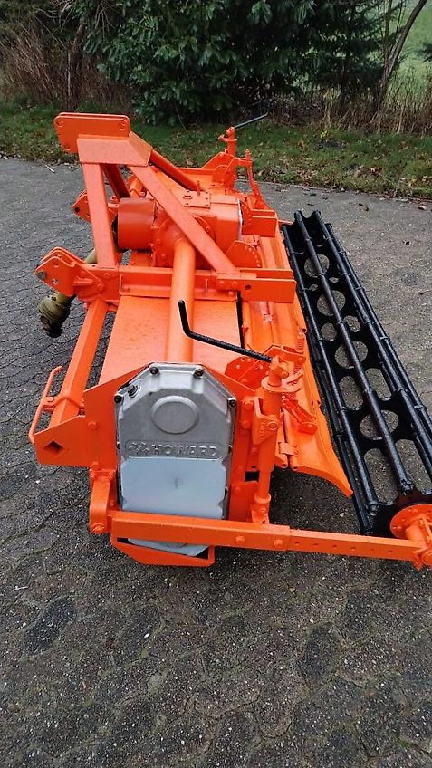 Howard Keine Maschio HR 40 Bodenfräse 265cm mit Pakerwalze 400mm Frässmesser 100% 60 Stück