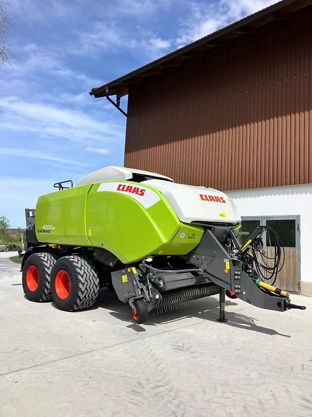 Claas Quadrant 4200 Rc