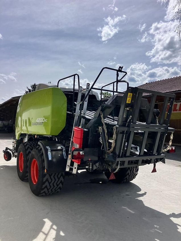 Claas Quadrant 4200 Rc