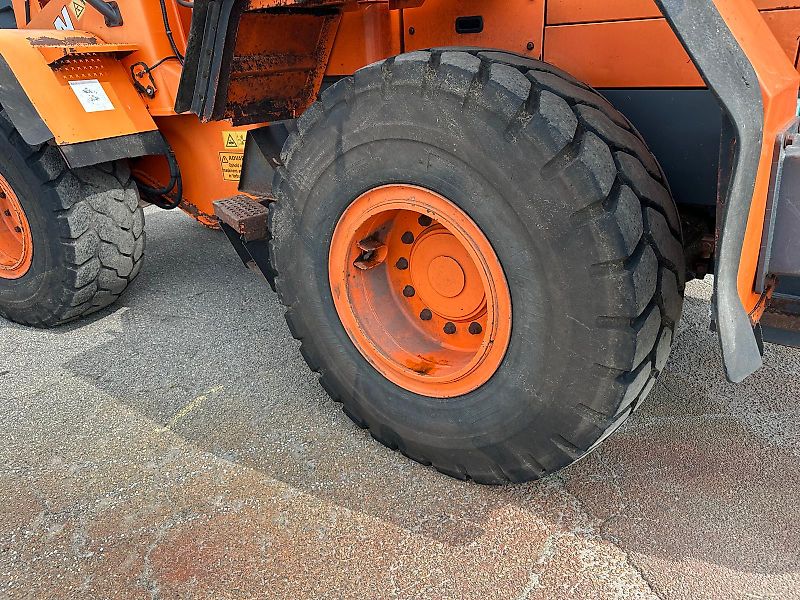 Doosan DL 250