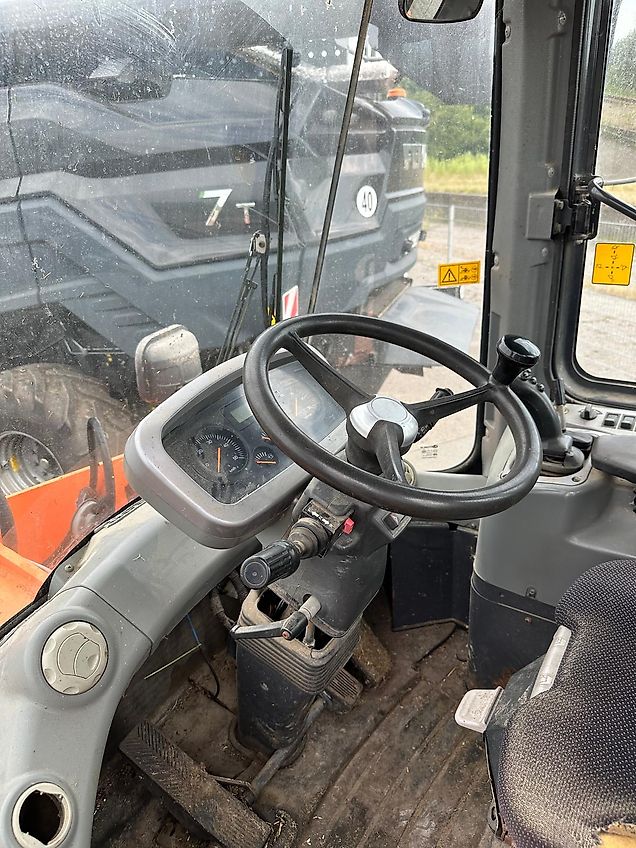 Doosan DL 250