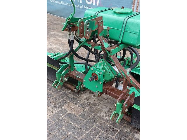 Ransomes Mounted 214 Verticut