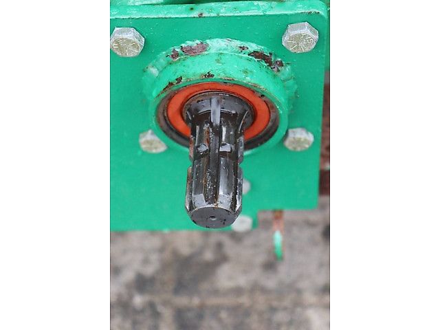 Ransomes Mounted 214 Verticut