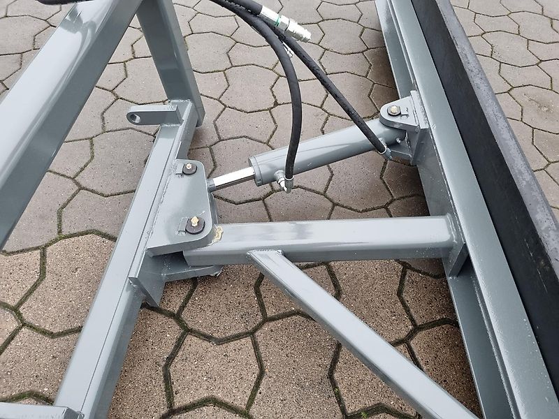 AF-Landtechnik hydraulischer Gummischieber