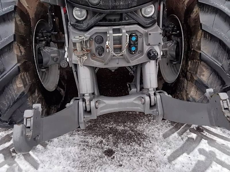 Massey Ferguson 8S.305 Dyna-VT EXCLUSIVE