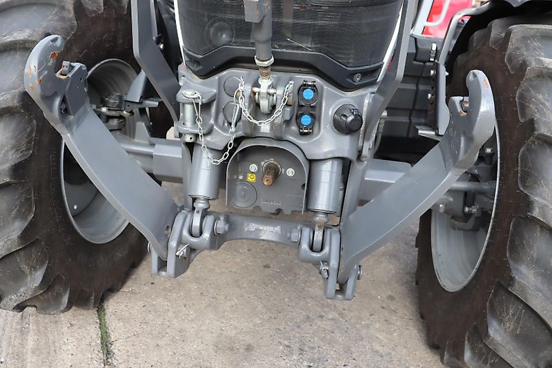 Massey Ferguson 5S135 DYNA-6 ESSENTIAL.F/Z.FRONTLADER