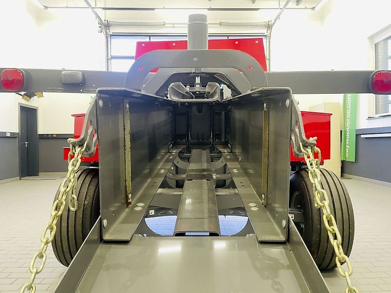 Massey Ferguson 1840 HOCHDRUCKPRESSE