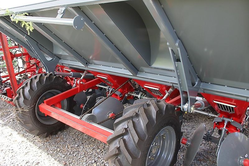 Unia Kora 4H Kartoffellegemaschine 4 reihig