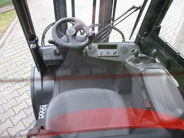 Linde H35D-02