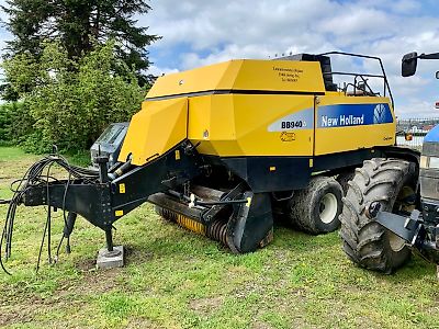 New Holland BB940A