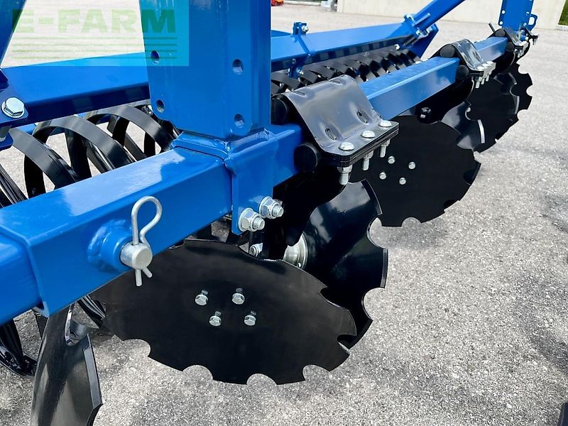 Agro-Tom profi line beta ii - grubber 3m gefedert