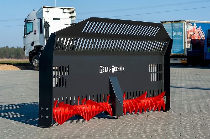 ✳️ Silageverdeler / Bietenegaliseerder / Silagebak – Werkbreedte 2,58 m – Hydraulische aandrijving