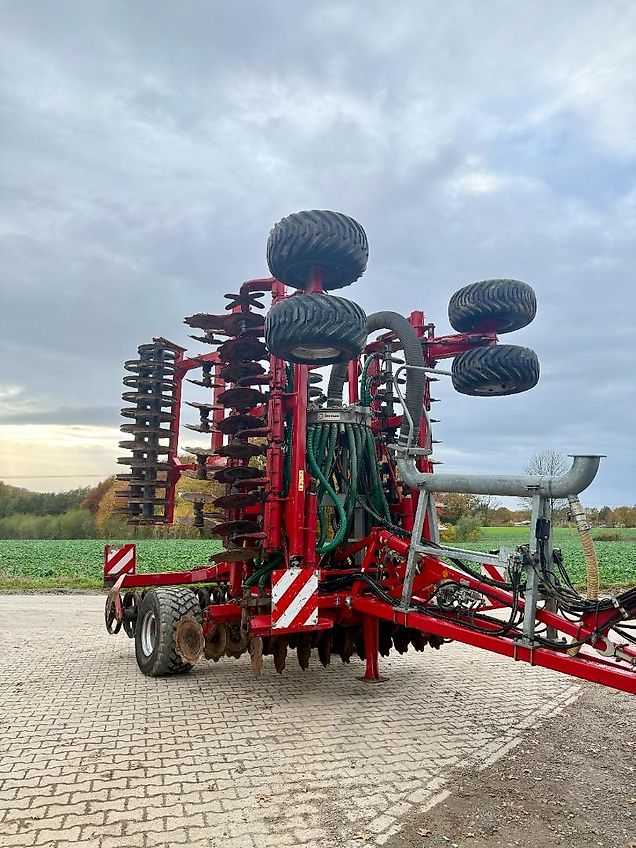 Horsch Horsch Joker 8 RT mit Vogelsang Gülleverteiler