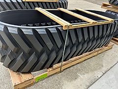 Camso 762mm (30") Camso Tracks to fit Case IH Magnum RowTrac / New Holland T8 SmartTrax