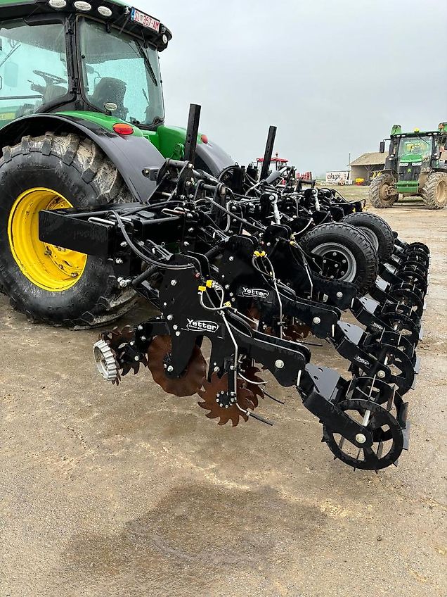Yetter 2984 Strip Freshiner