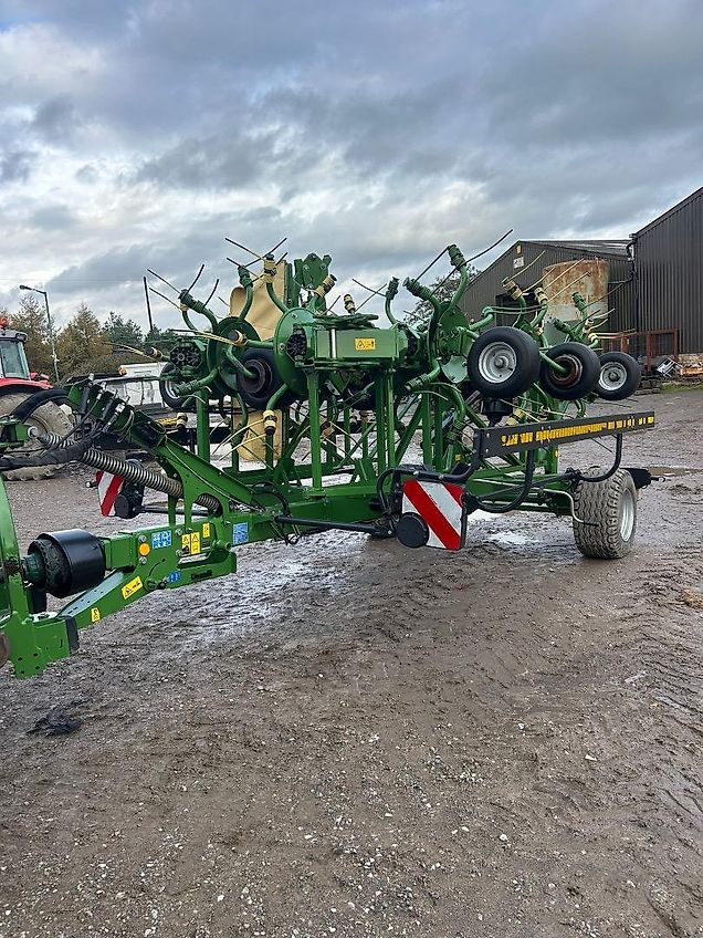 Krone KWT 1300 Plus Trailed Tedder