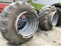 Goodyear 710/70-38 med 42” fælgring