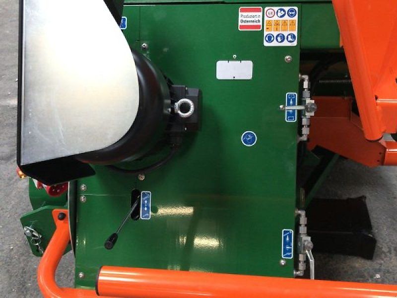 Posch SMARTCUT 700 TYP ZE11+A+F4,