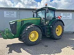 John Deere 8320R