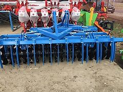 INTER-TECH agregat przedni talerzowy 3 m z włóką BAP02