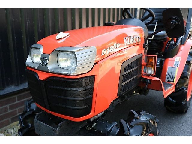 Kubota B1830 4WD minitractor 18pk | kenteken | 871h