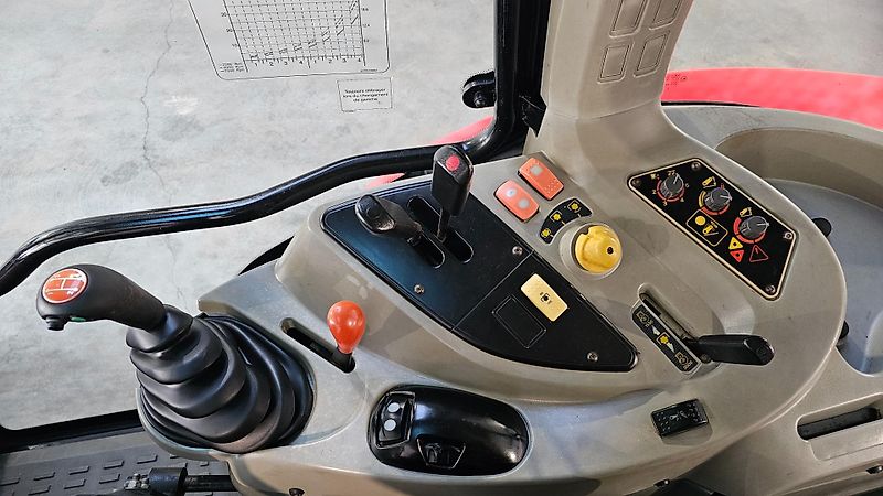 Massey Ferguson 5435