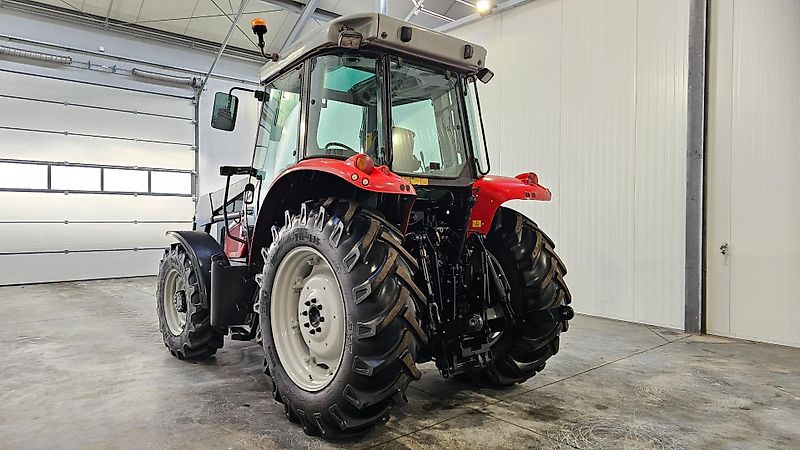 Massey Ferguson 5435