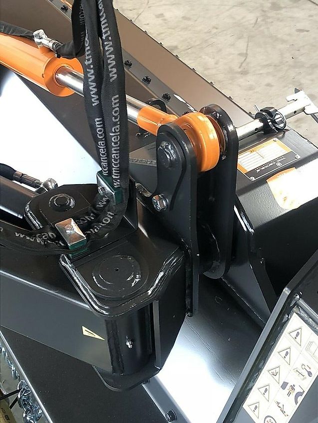 TMC Cancela Böschungsmulcher Schlegelmulcher Mulcher Seitenmulche