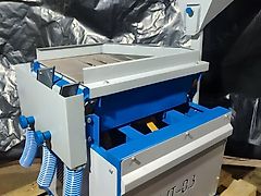 AgroTech Solution Gewichtsausleser WT 0.3 | Vibrating table