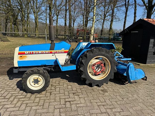 Mitsubishi MT2201d Minitractor 4WD