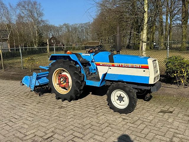 Mitsubishi MT2201d Minitractor 4WD