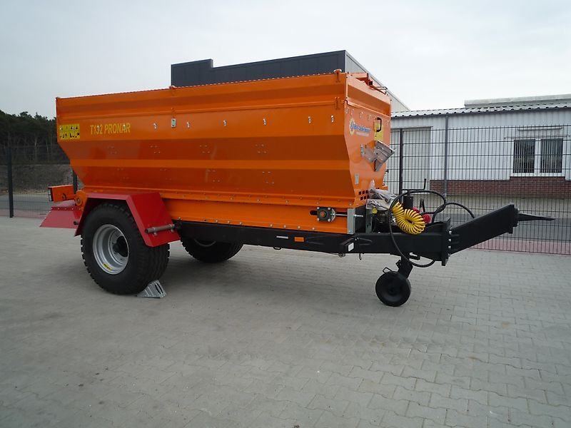 Pronar Salz- Sandstreuer T 132, ca. 4 m³, NEU, ab Lager