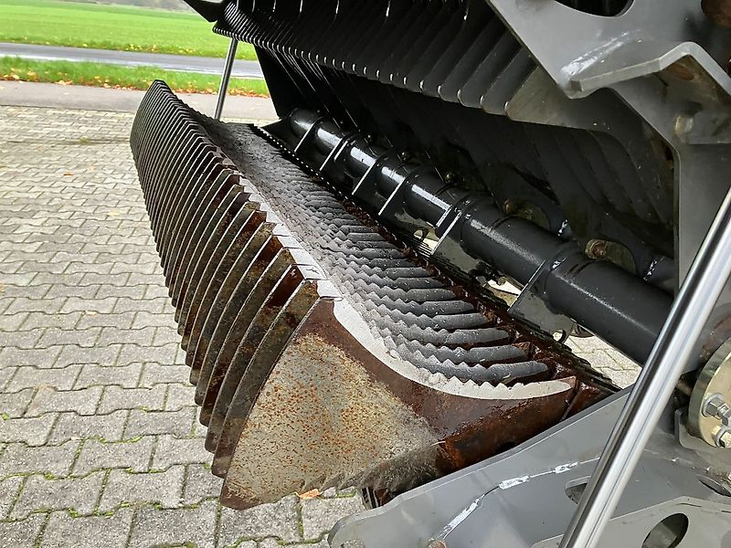 Claas Cargos 8500 Tridem